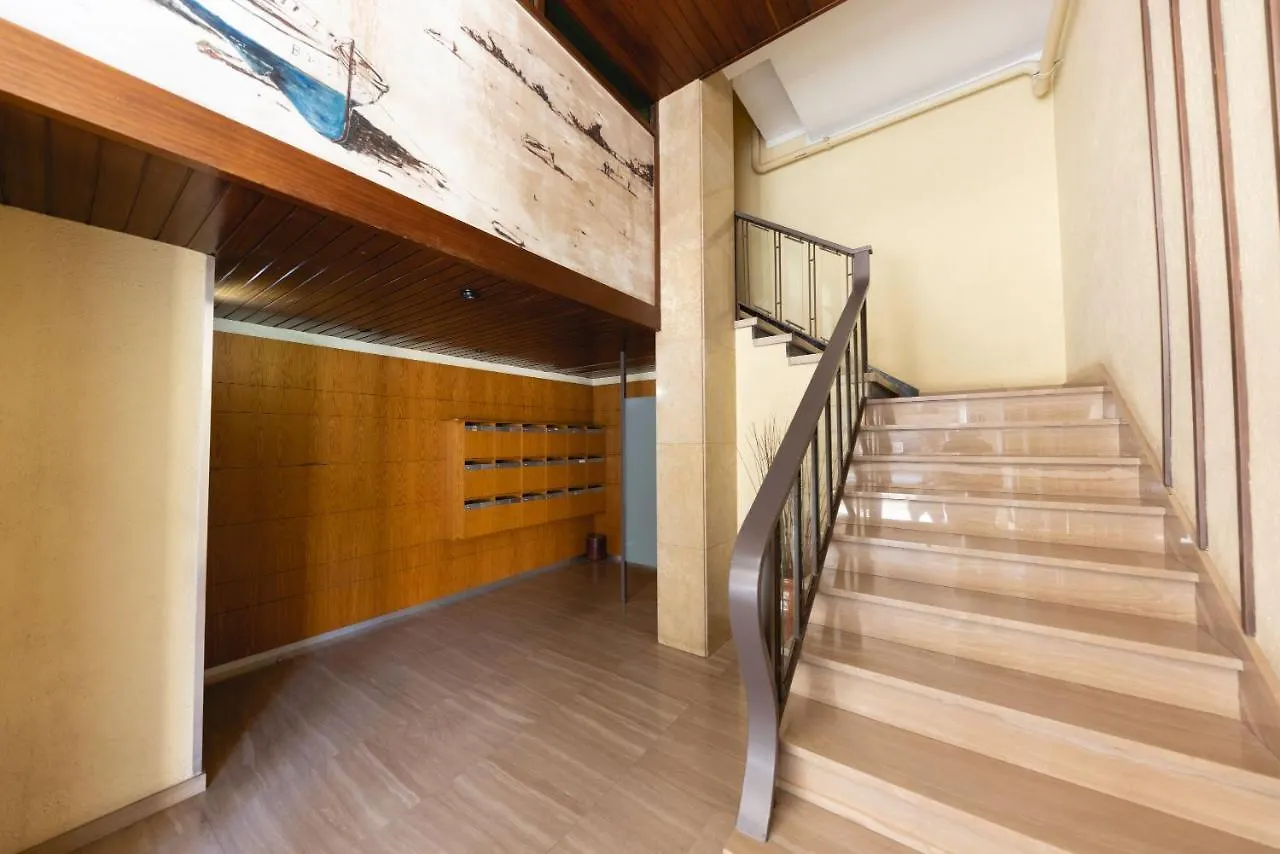 Bravissimo Les Voltes, Modern 1-Bedroom Apartment Χιρόνα